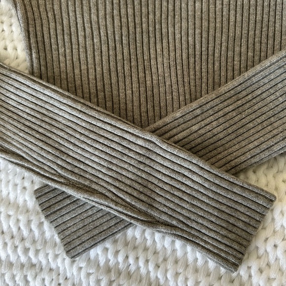 Love tree Gray soft ribbed turtleneck long sleeve - Picture 8 of 8